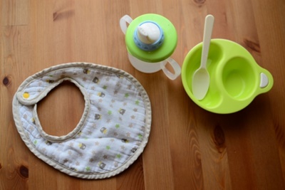 赤ちゃん食器プレートはひっくり返らないシリコンマットがおすすめ！